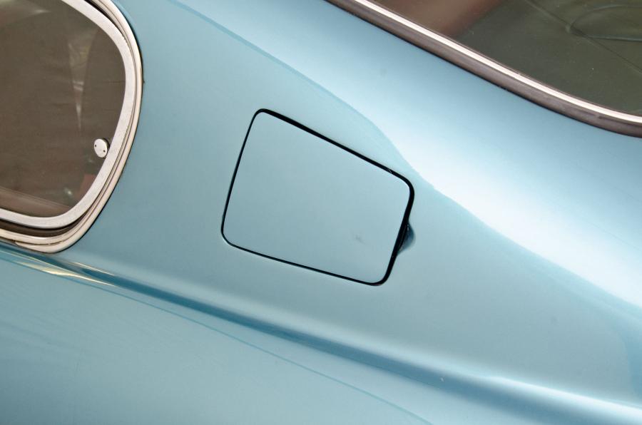 Детали экстерьера Aston Martin DB6 (3261/R) 1967 года  (фото 7 из 16)